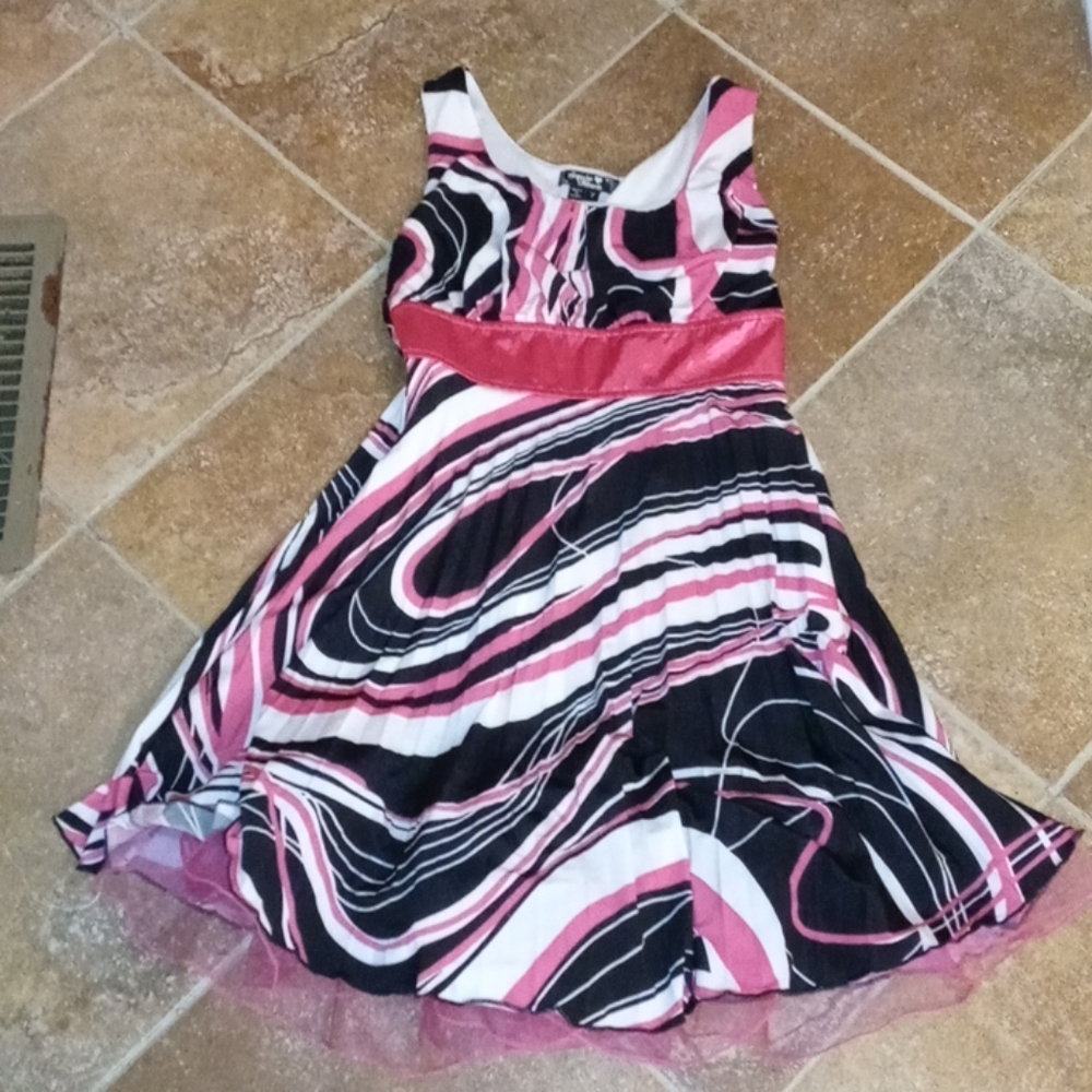 Girls dress